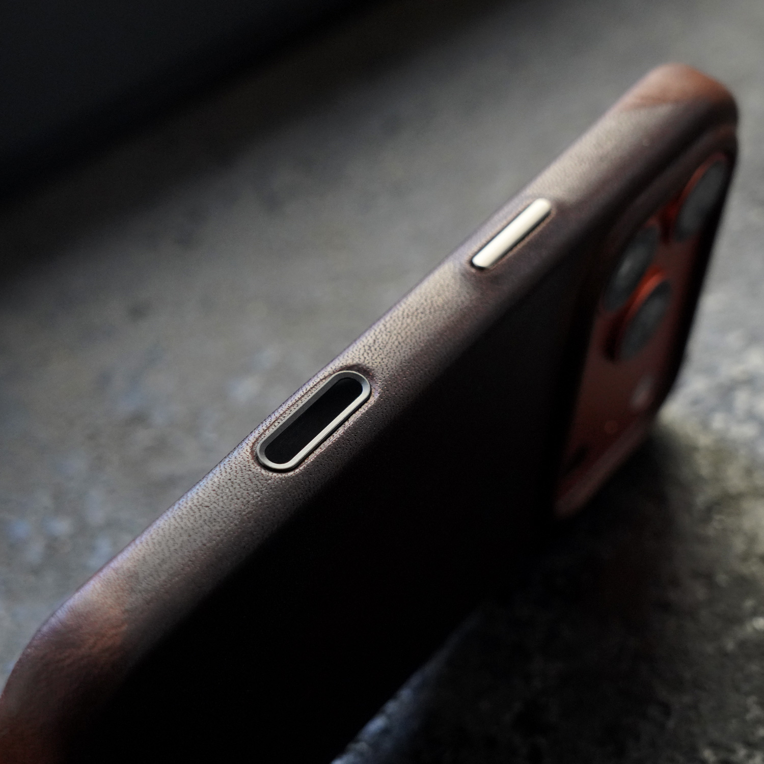 YMW Horween Dublin Echtleder-H – Phone Cases Dublin Bewertung und Preis