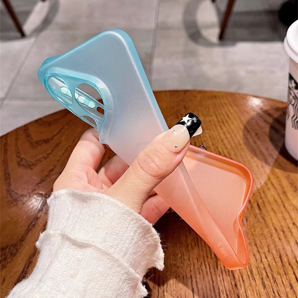Einfache matte TPU-Handyhülle  – Gradient Color Case Bewertung und Preis